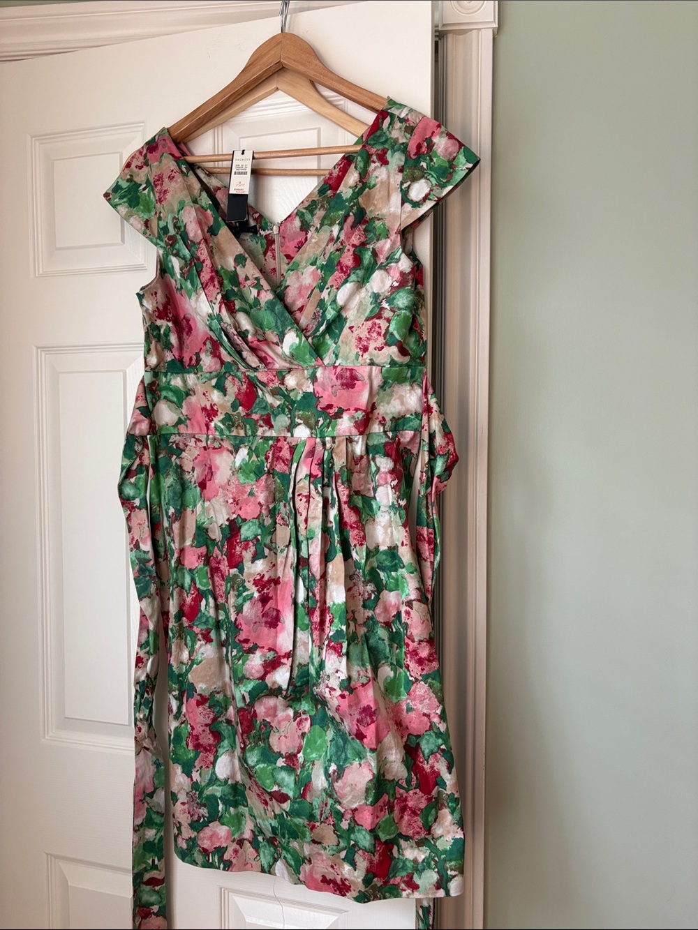Talbots Floral V-Neck Cap Sleeve Dress in Pink & Green
